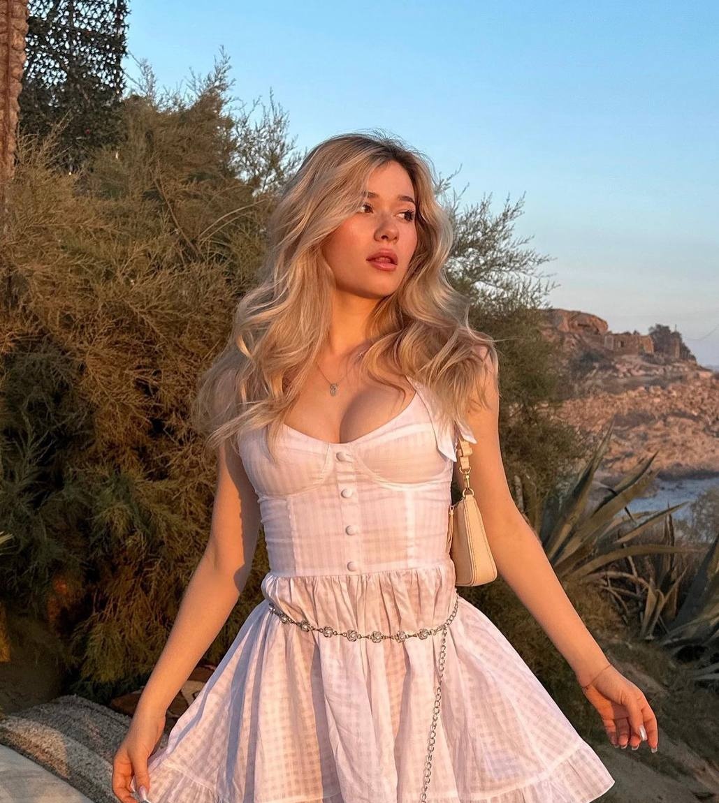 Настенька привлекальеная девушка из Люберец цена от 3000 руб